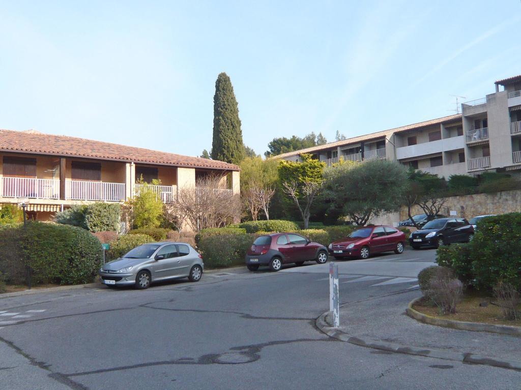 Apartment Les Aigues Marines-12 By Interhome La Madrague Exterior photo